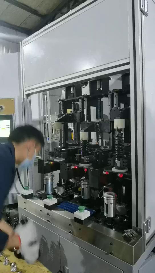 后减震总成装配机
